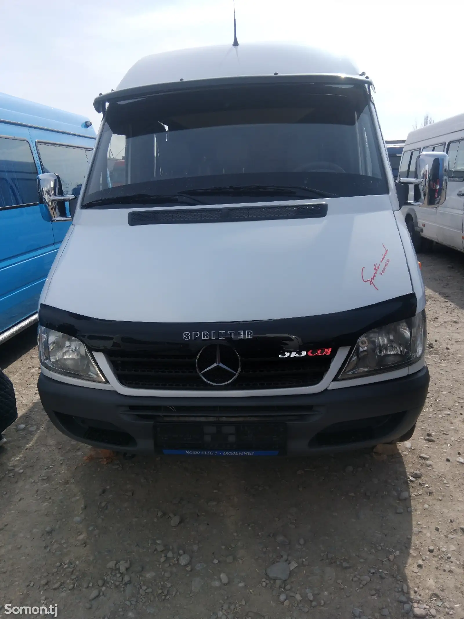 Mercedes benz sprinter-1