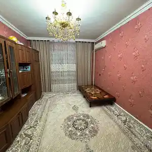 3-комн. квартира, 1 этаж, 70 м², Фирдавси