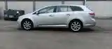 Toyota Avensis, 2009-6