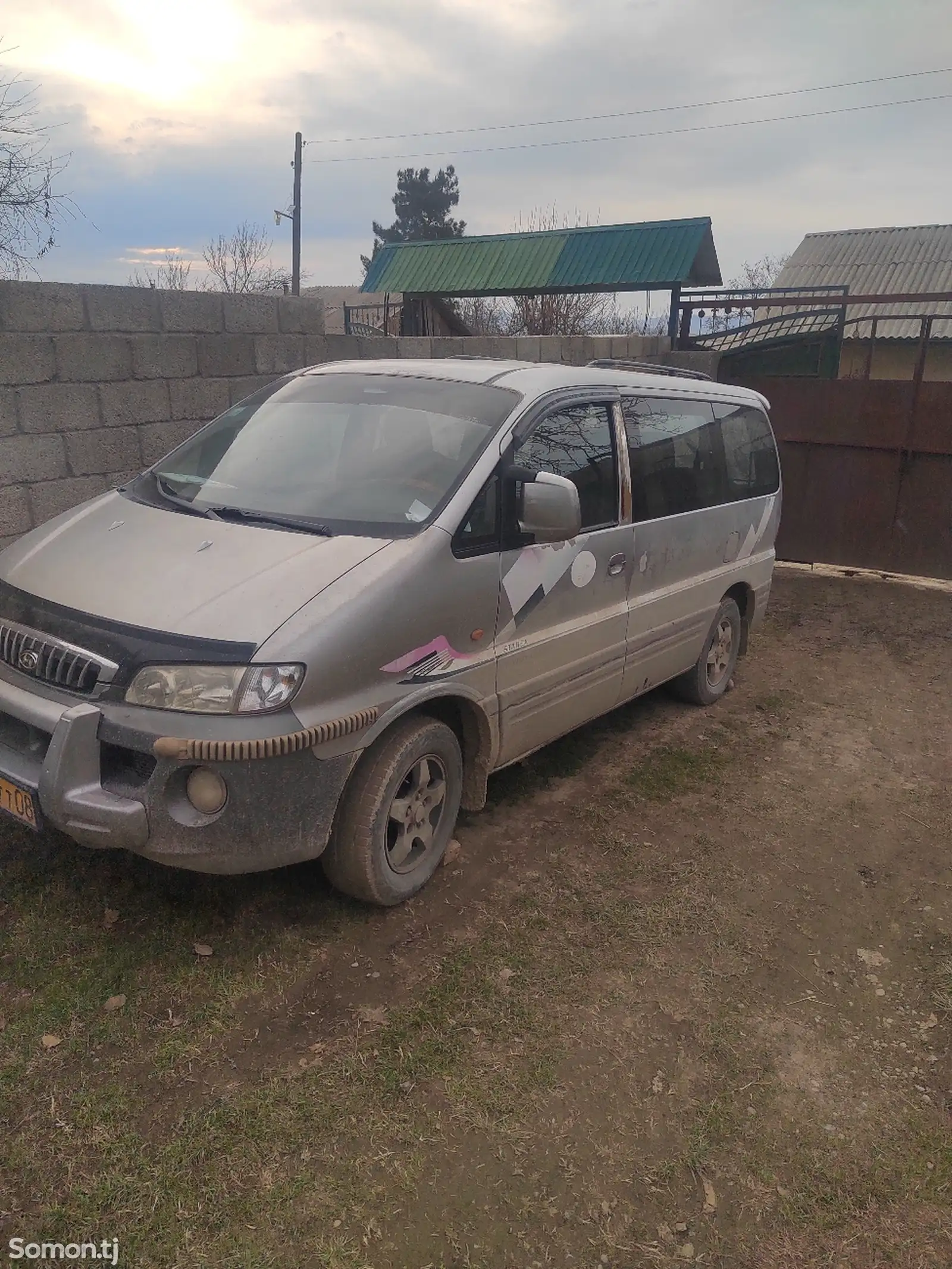 Микроавтобус Hyundai Starex, 2000