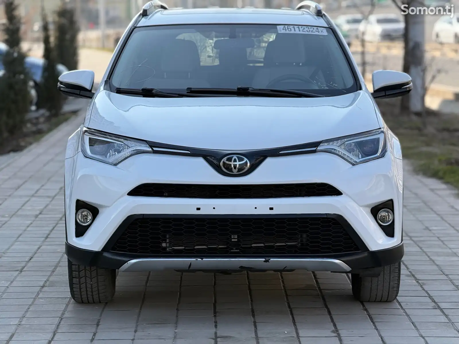 Toyota RAV 4, 2015-1