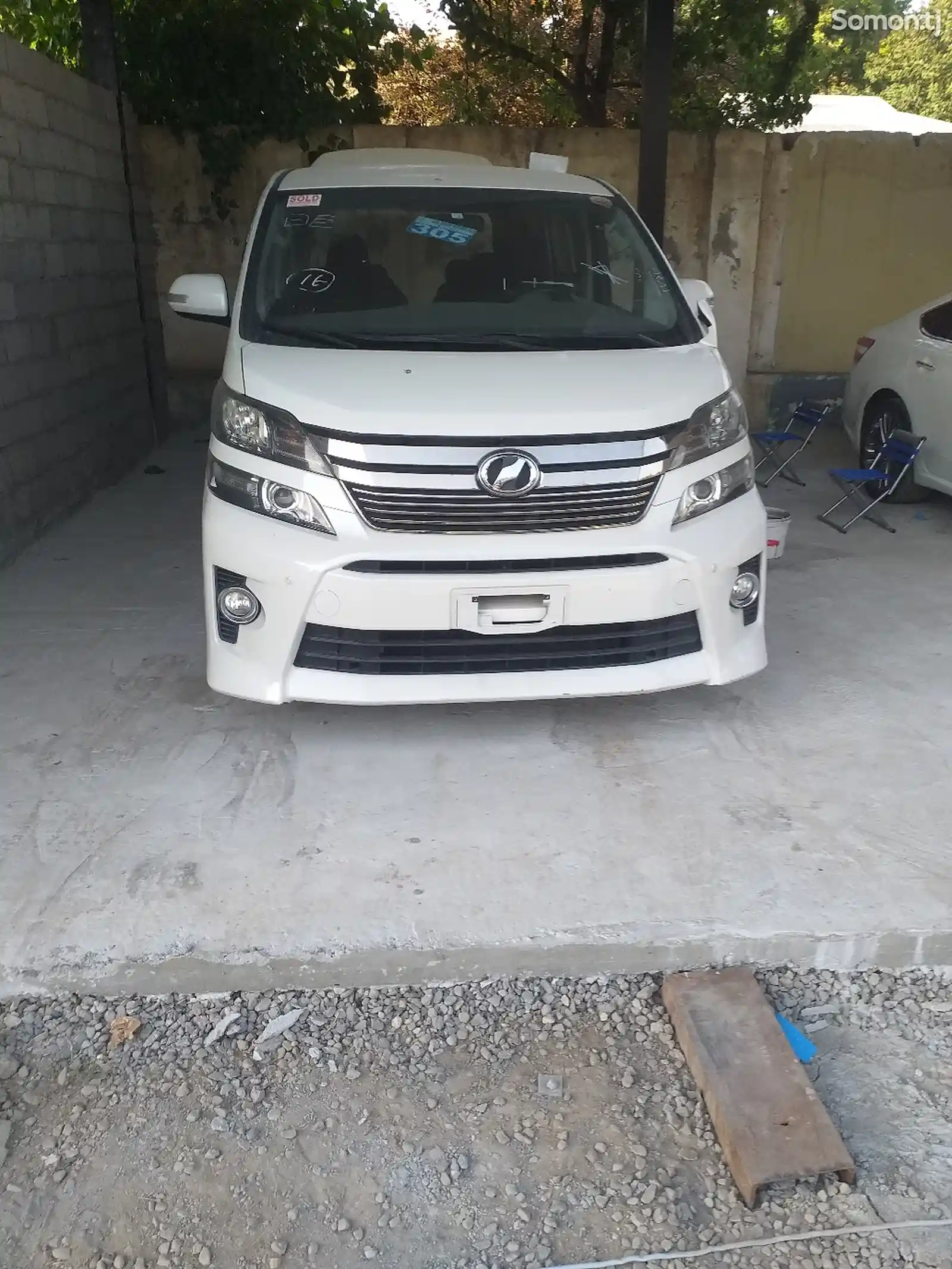 Toyota Vellfire, 2014-1