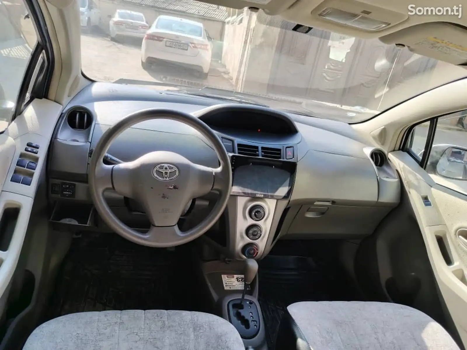 Toyota Vitz, 2009-1