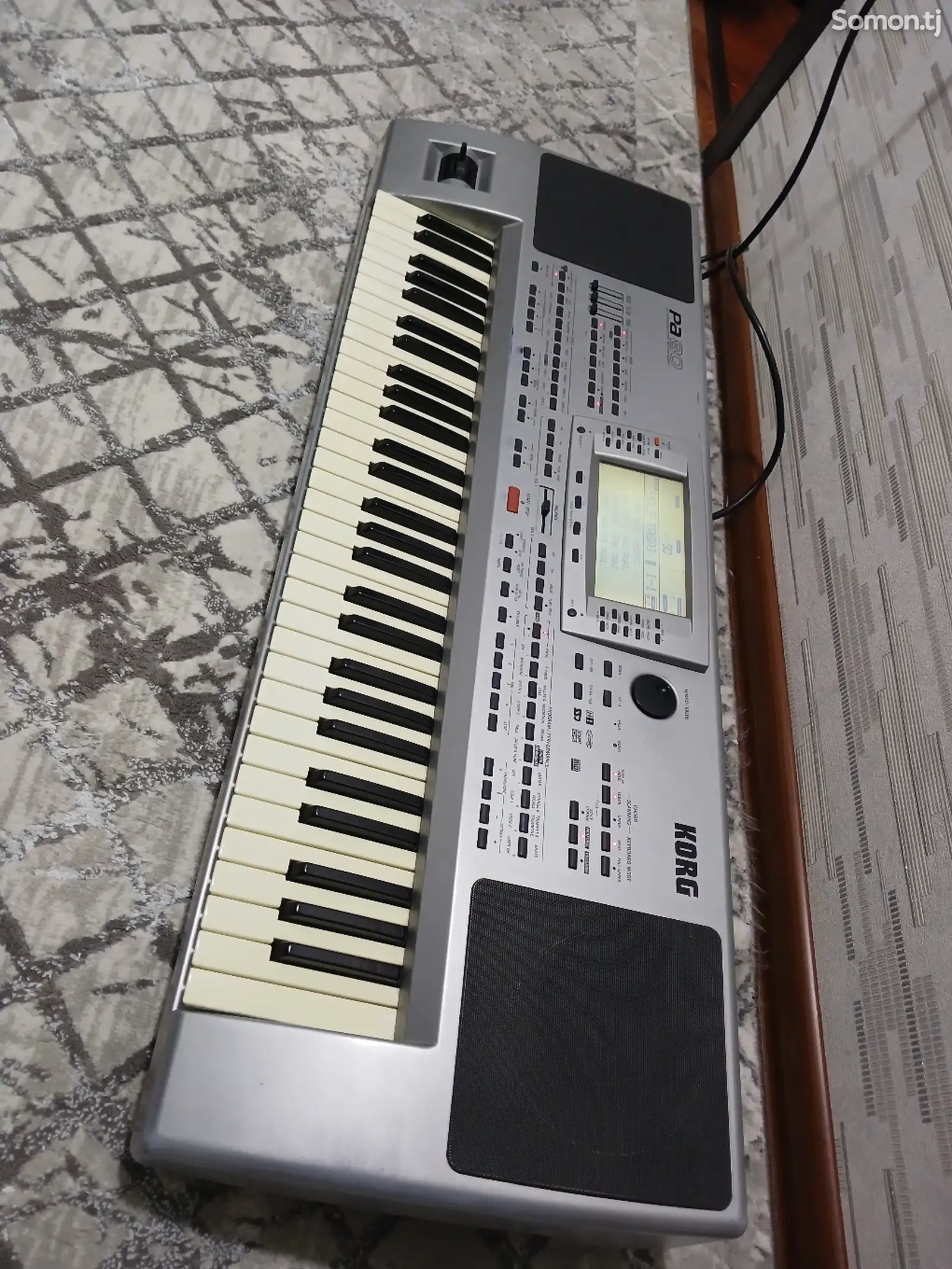 Синтезатор Korg pa80-2