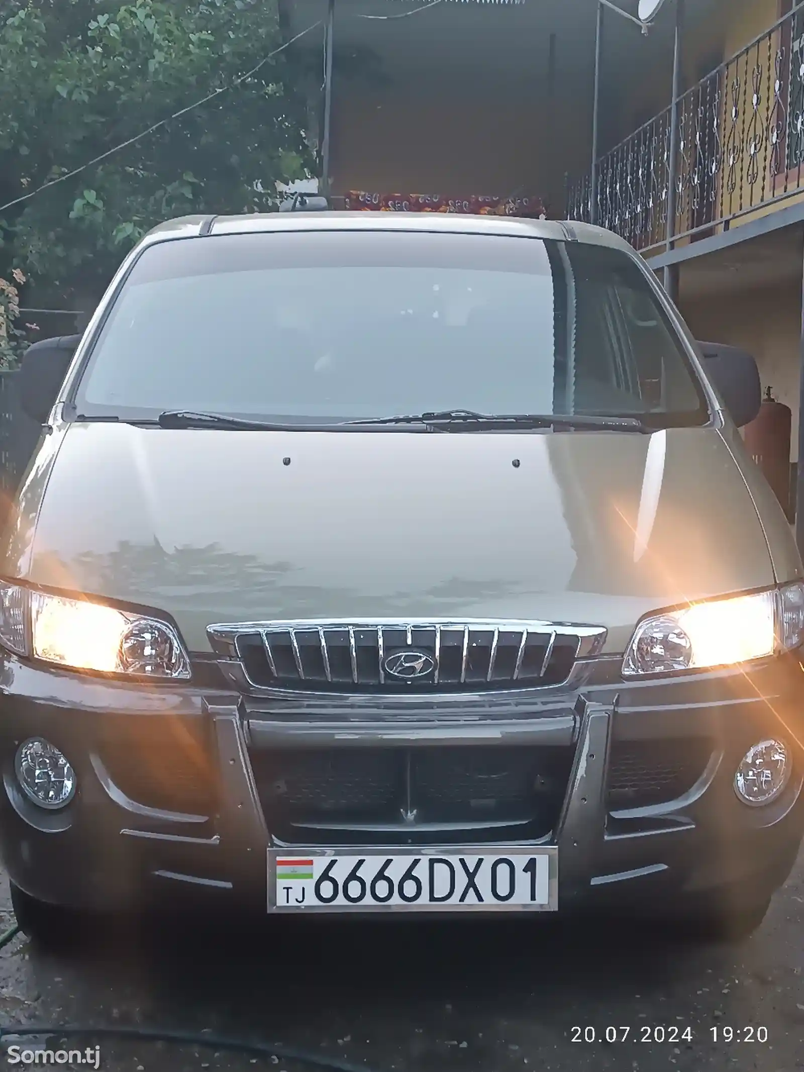 Hyundai Starex, 2000-7