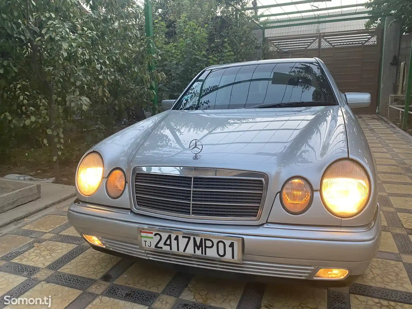 Mercedes-Benz E class, 1998-11