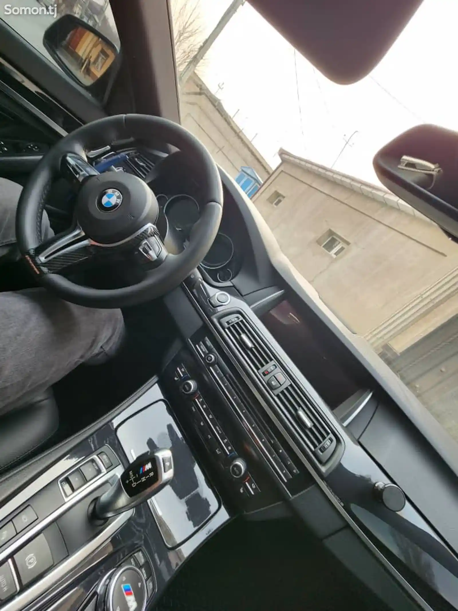 BMW M5, 2015-3