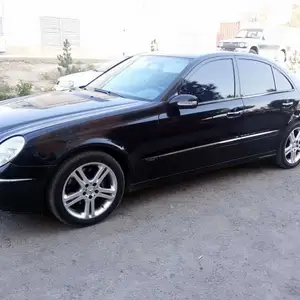 Mercedes-Benz E class, 2005