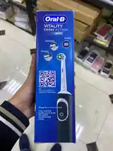 Зубная щетка Oral-B Vitality Cross Action-2