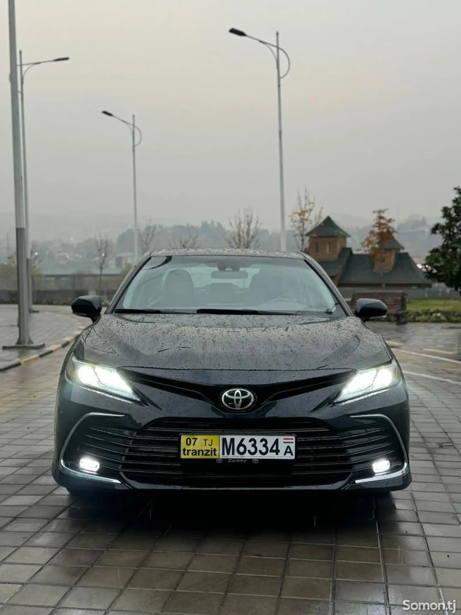 Toyota Camry, 2021-1