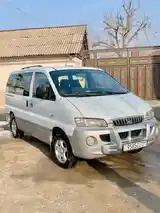 Микроавтобус Hyundai Starex, 2002-4