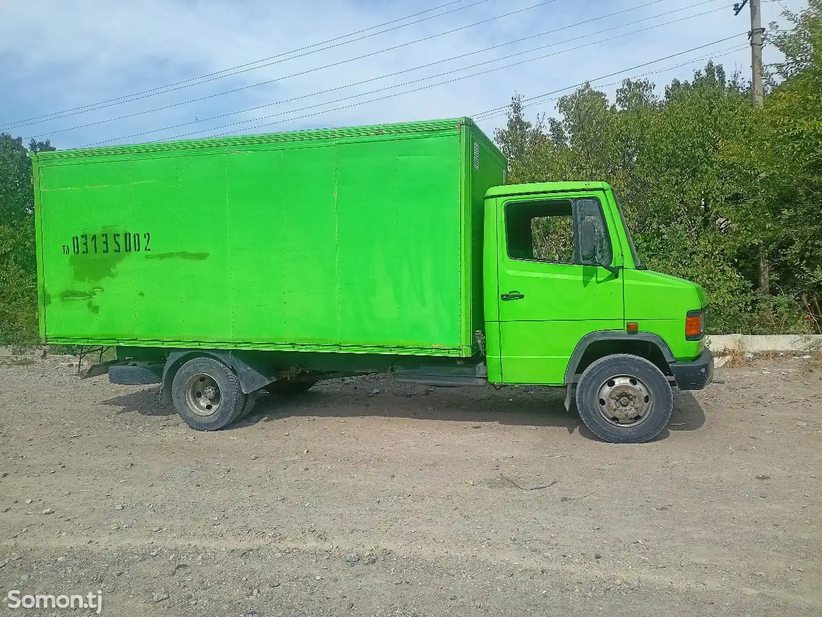 Бортовой грузовик Mercedes-Benz Vario 711, 1992-2