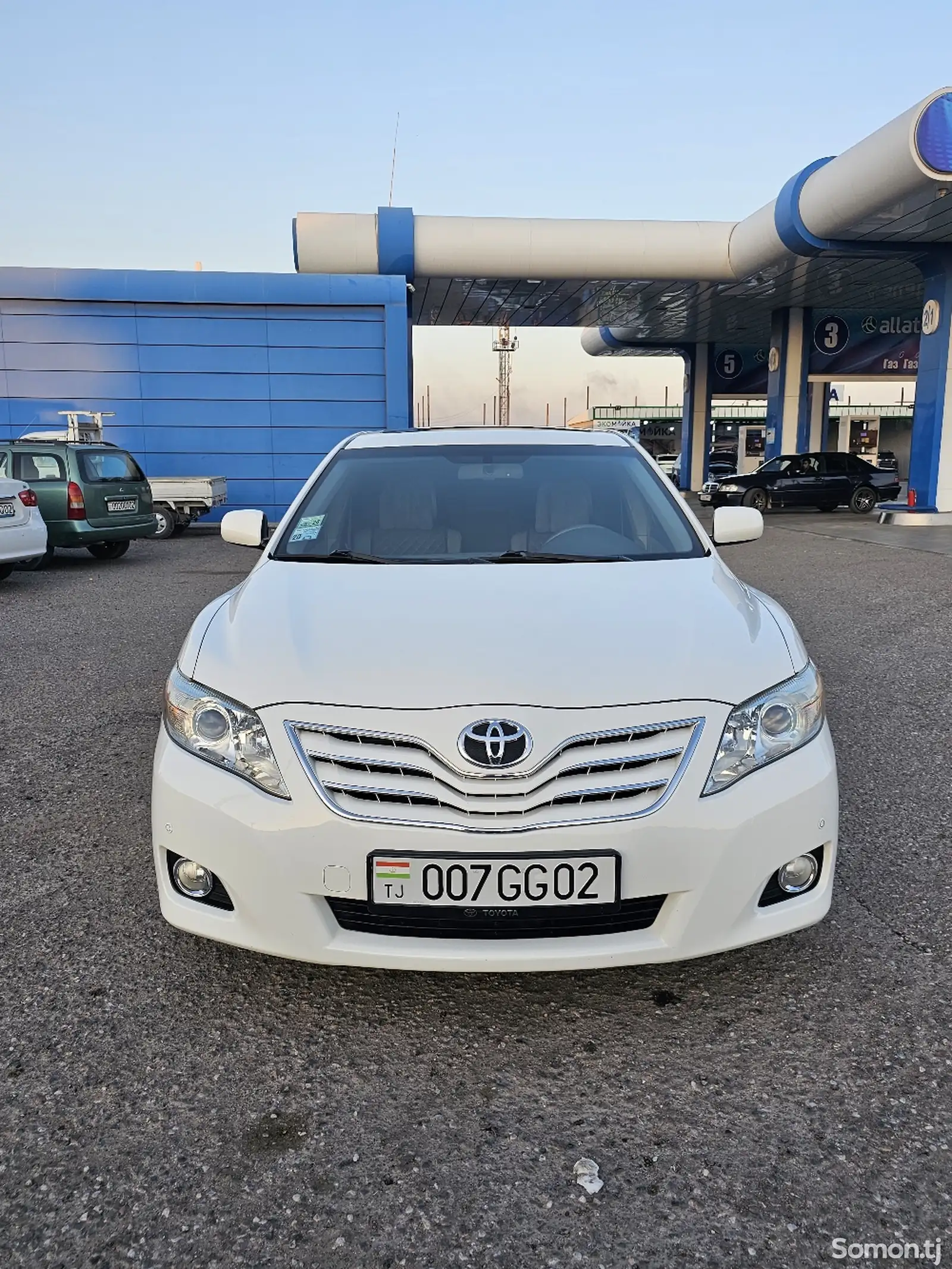 Toyota Camry, 2010-1