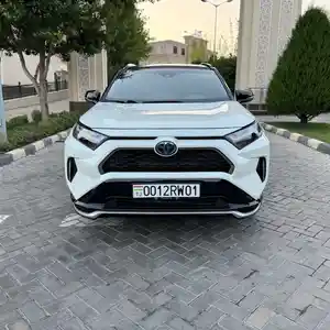 Toyota RAV 4, 2021