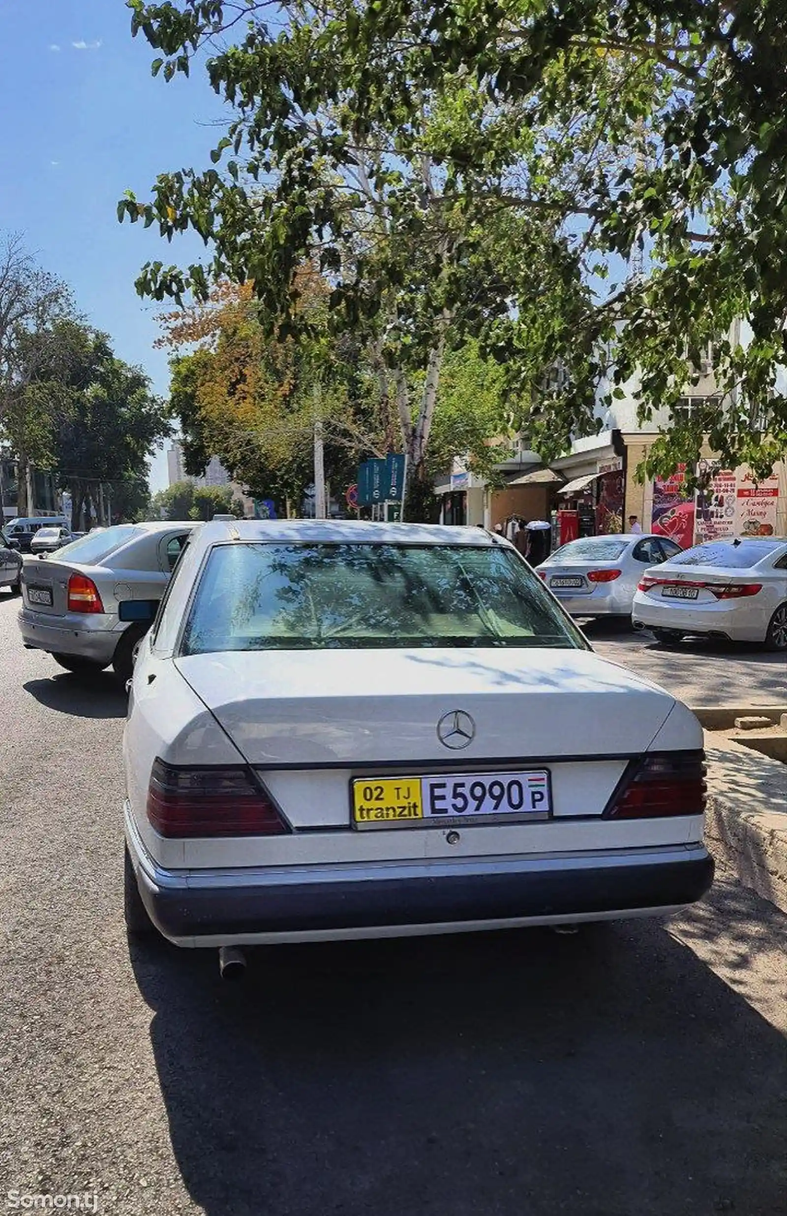 Mercedes-Benz W124, 1993-2