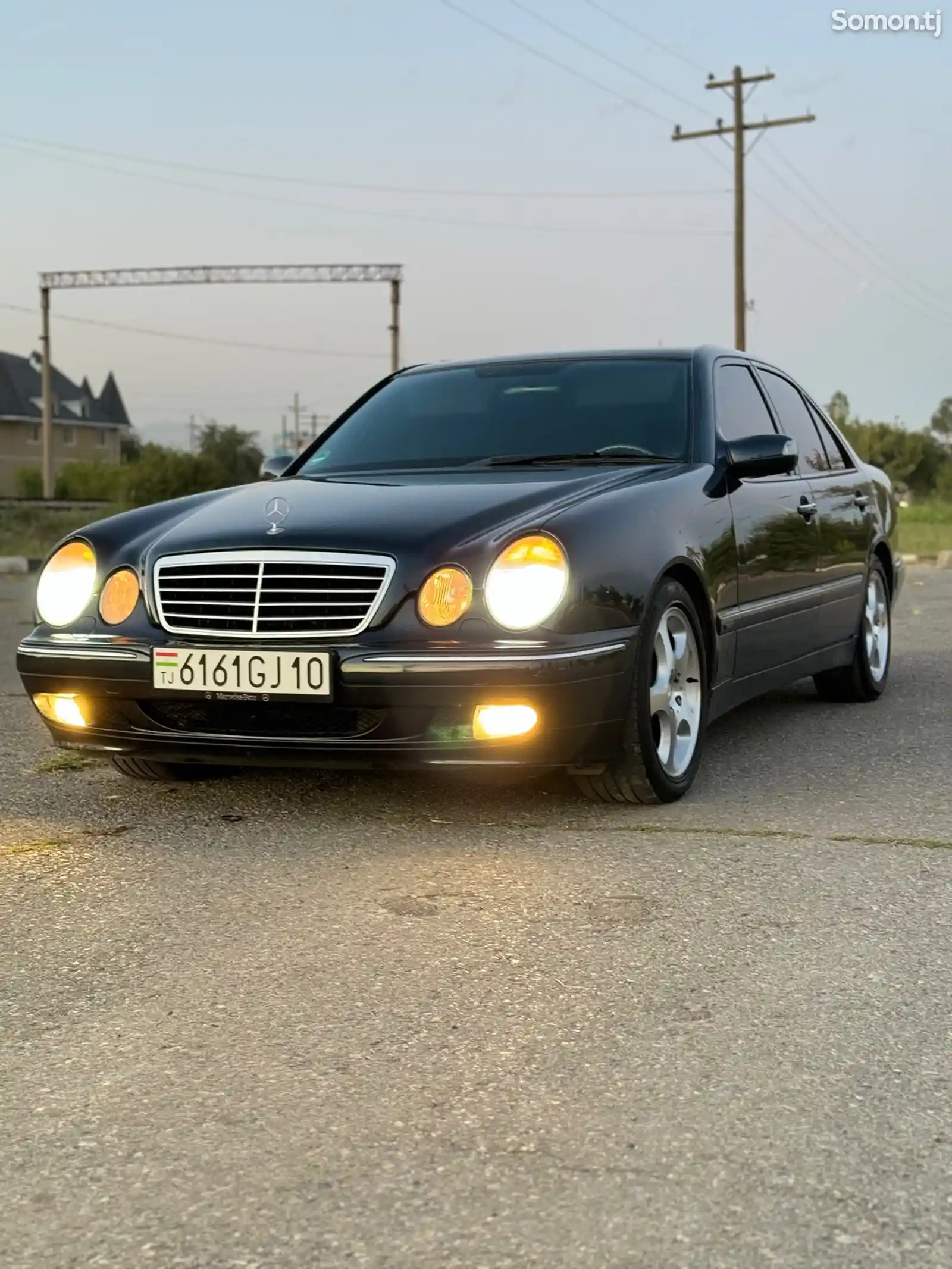 Mercedes-Benz E class, 2000-1