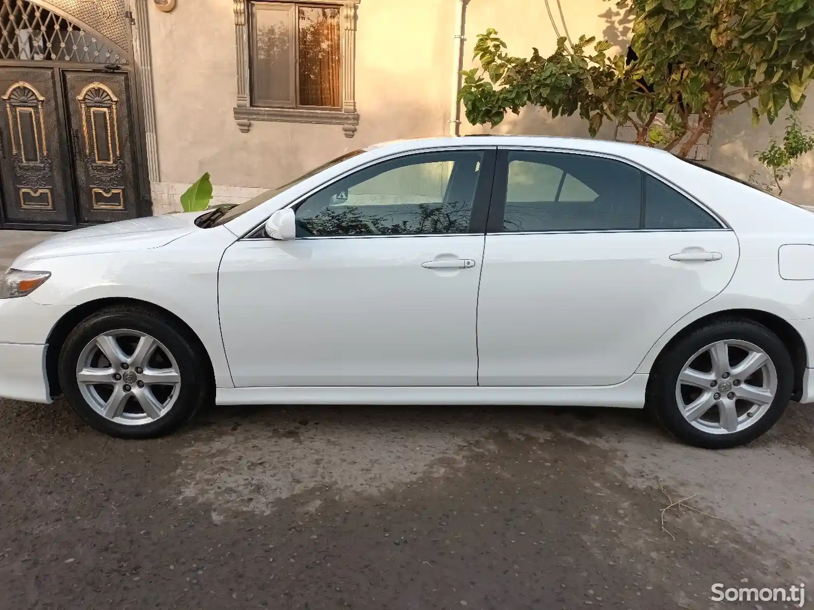 Toyota Camry, 2010-7