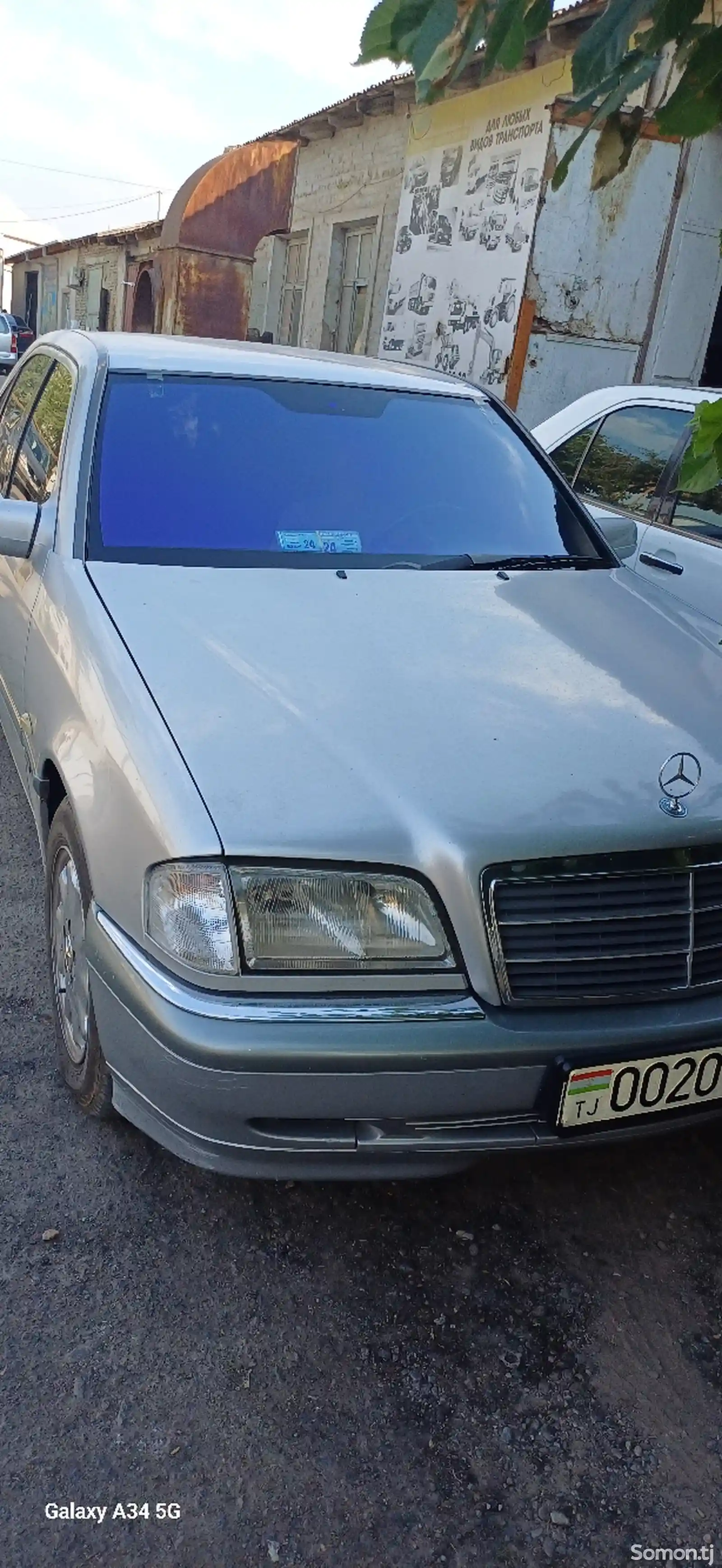 Лобовое стекло анти блик на Mercedes w202-3