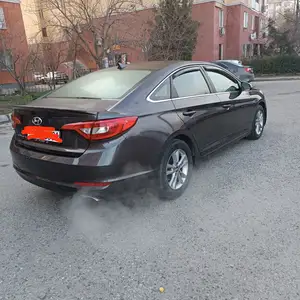 Hyundai Sonata, 2016