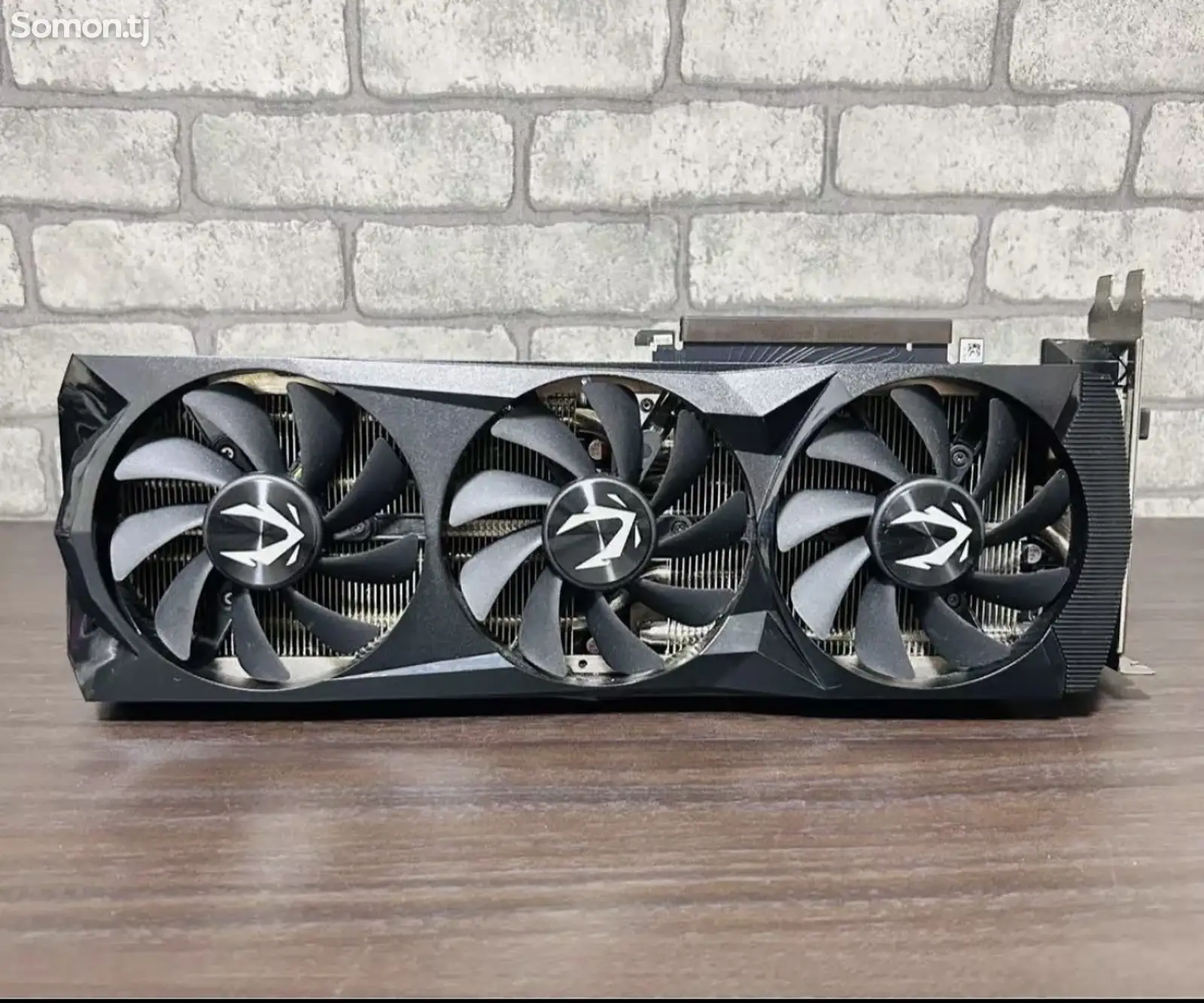 Видеокарта Zotac RTX 2070 Amp Extreme-1