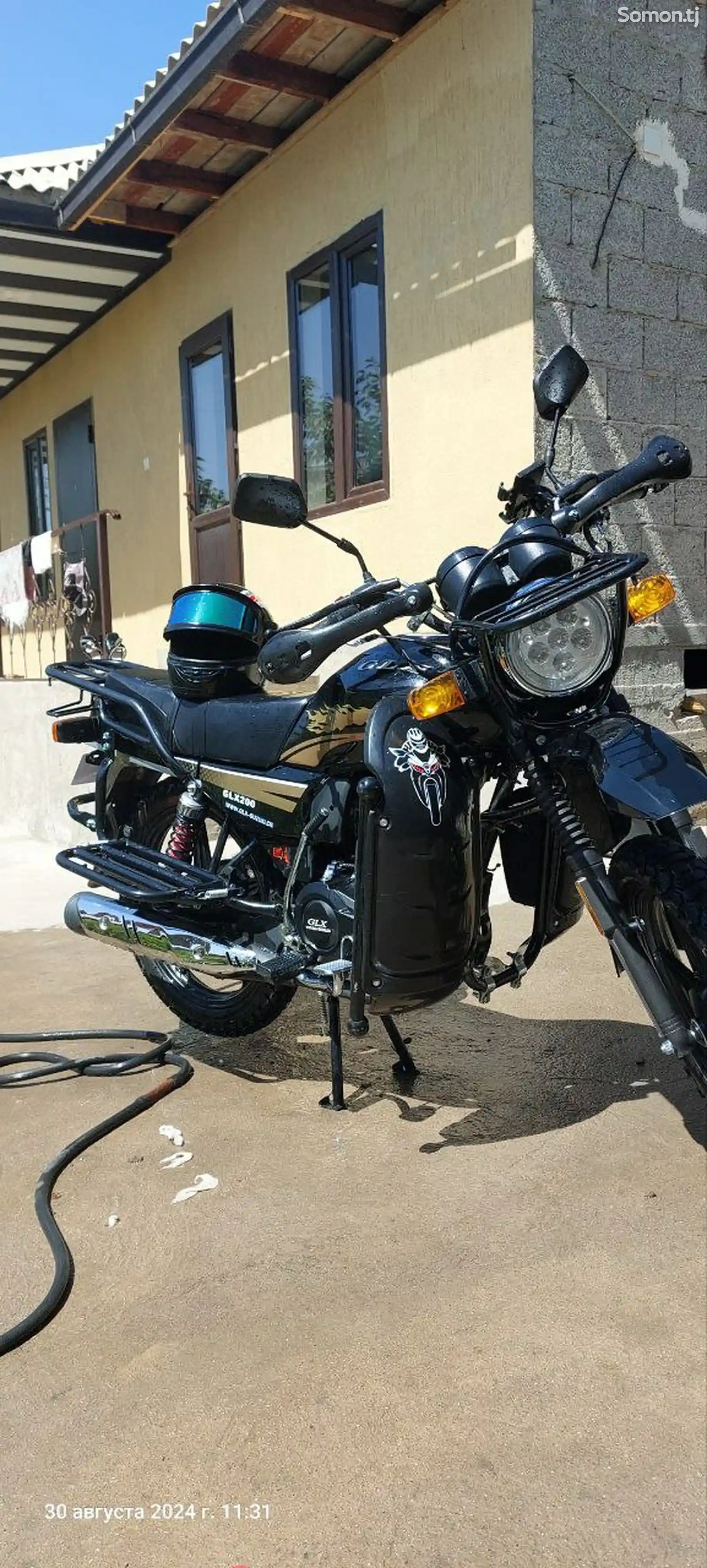 Мотоцикл Suzuki GLX 200-5