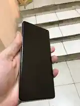 Samsung Galaxy S10 plus-2