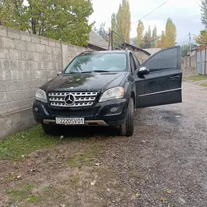 Mercedes-Benz ML class, 2009