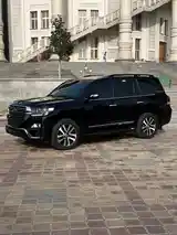 Toyota Land Cruiser, 2018-2