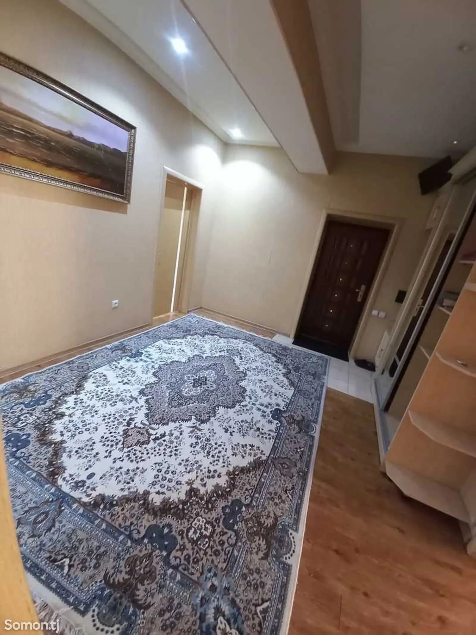 3-комн. квартира, 3 этаж, 140м², И. Сомони-1