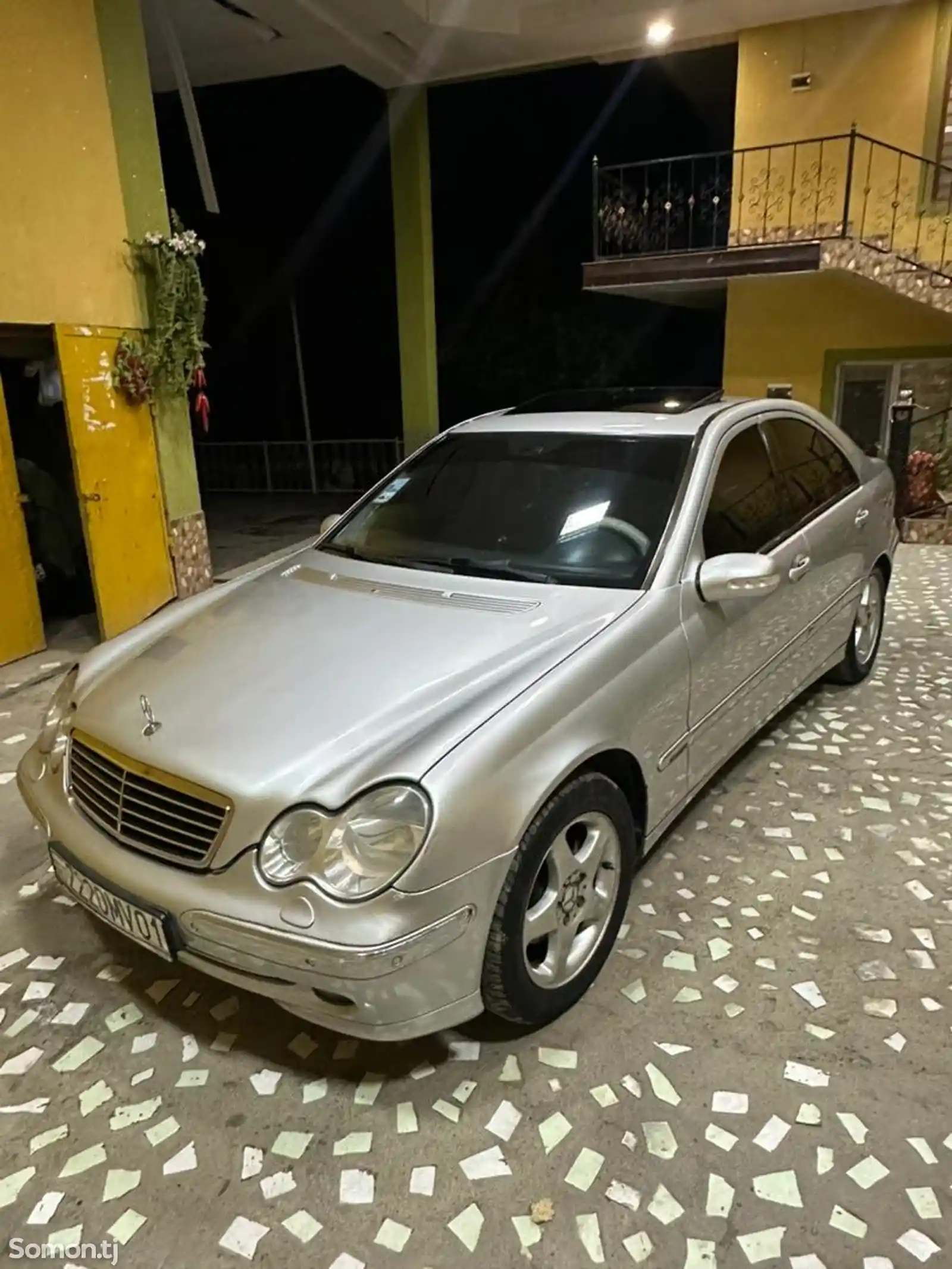 Mercedes-Benz W124, 2001-9
