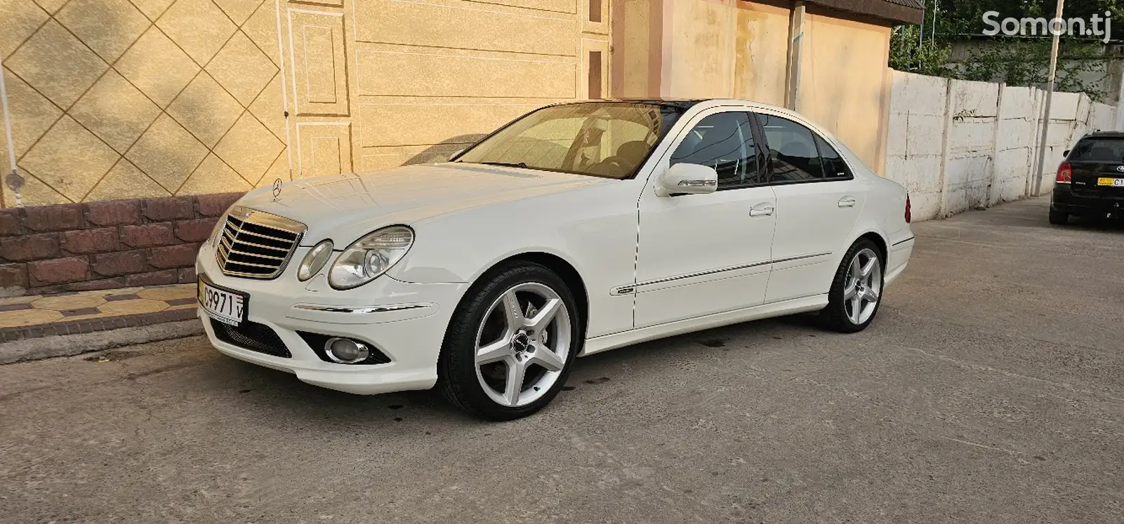 Mercedes-Benz E class, 2009-1