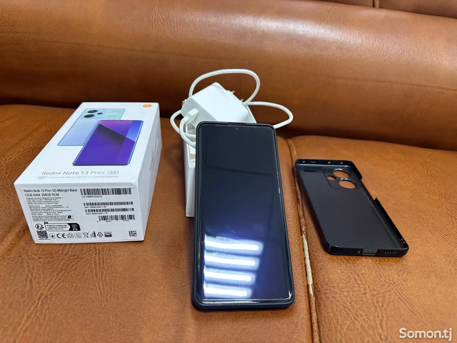 Xiaomi Redmi Note 13 Pro +-1