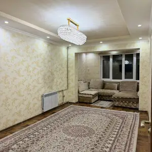 3-комн. квартира, 4 этаж, 79 м², 102мкр