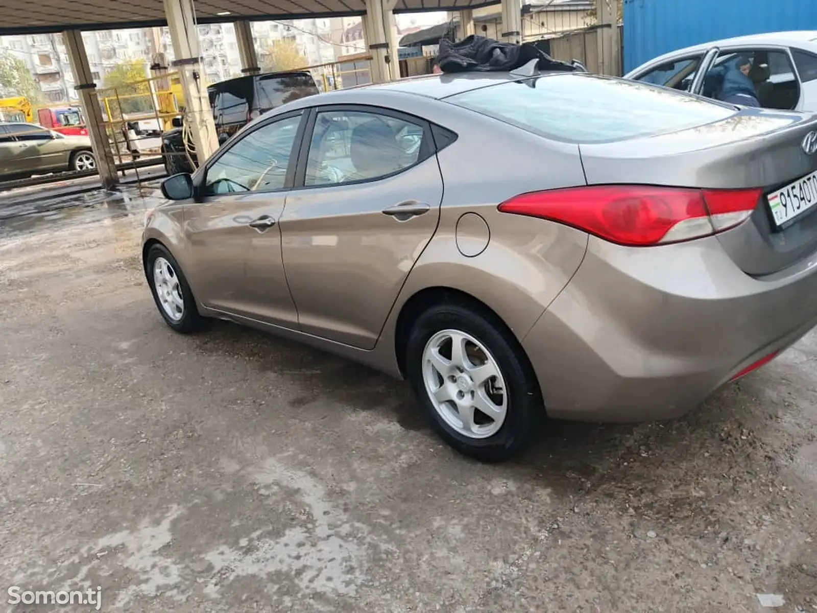 Hyundai Elantra, 2011-1