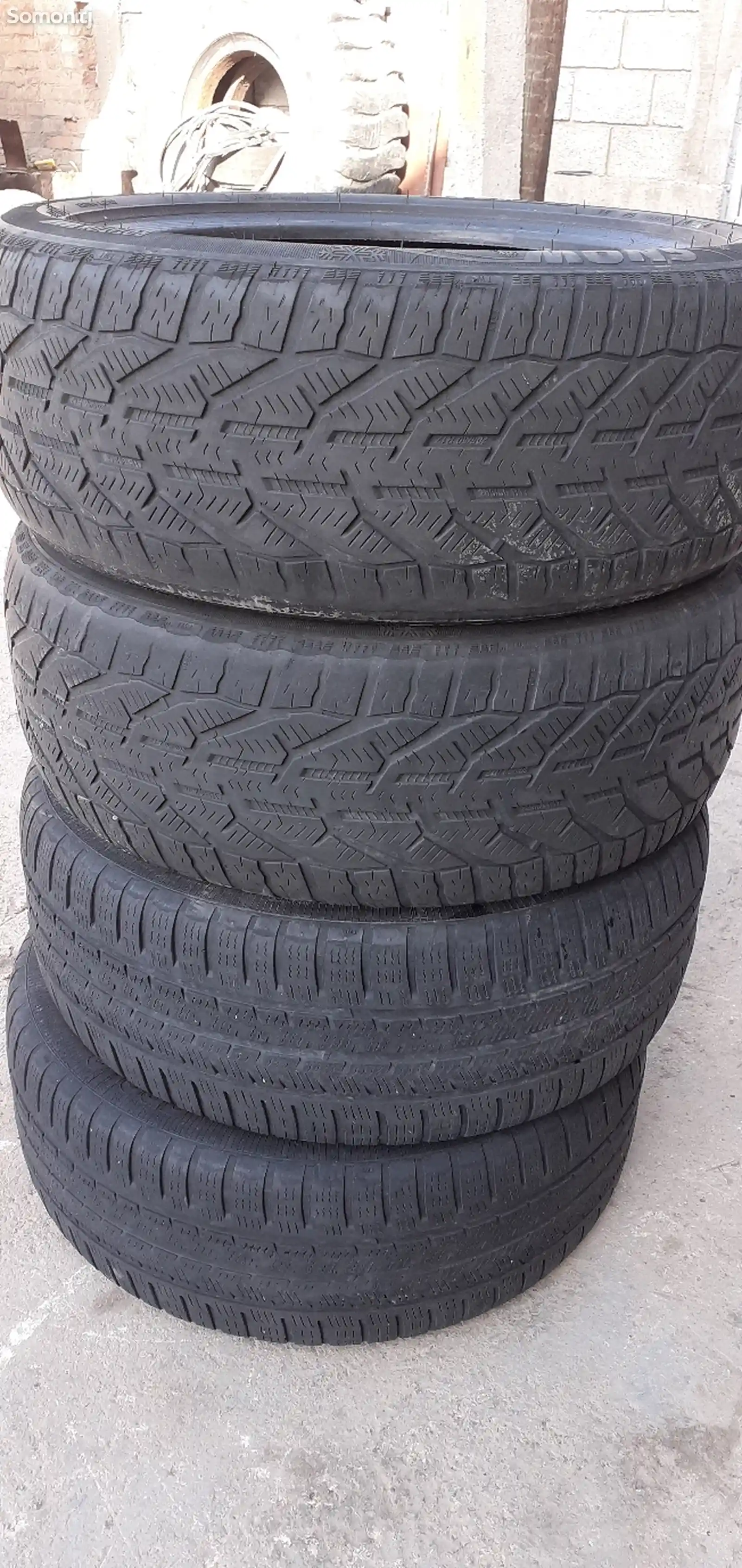 Покрышки 205/50 R17-3