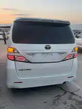 Toyota Vellfire, 2014-3