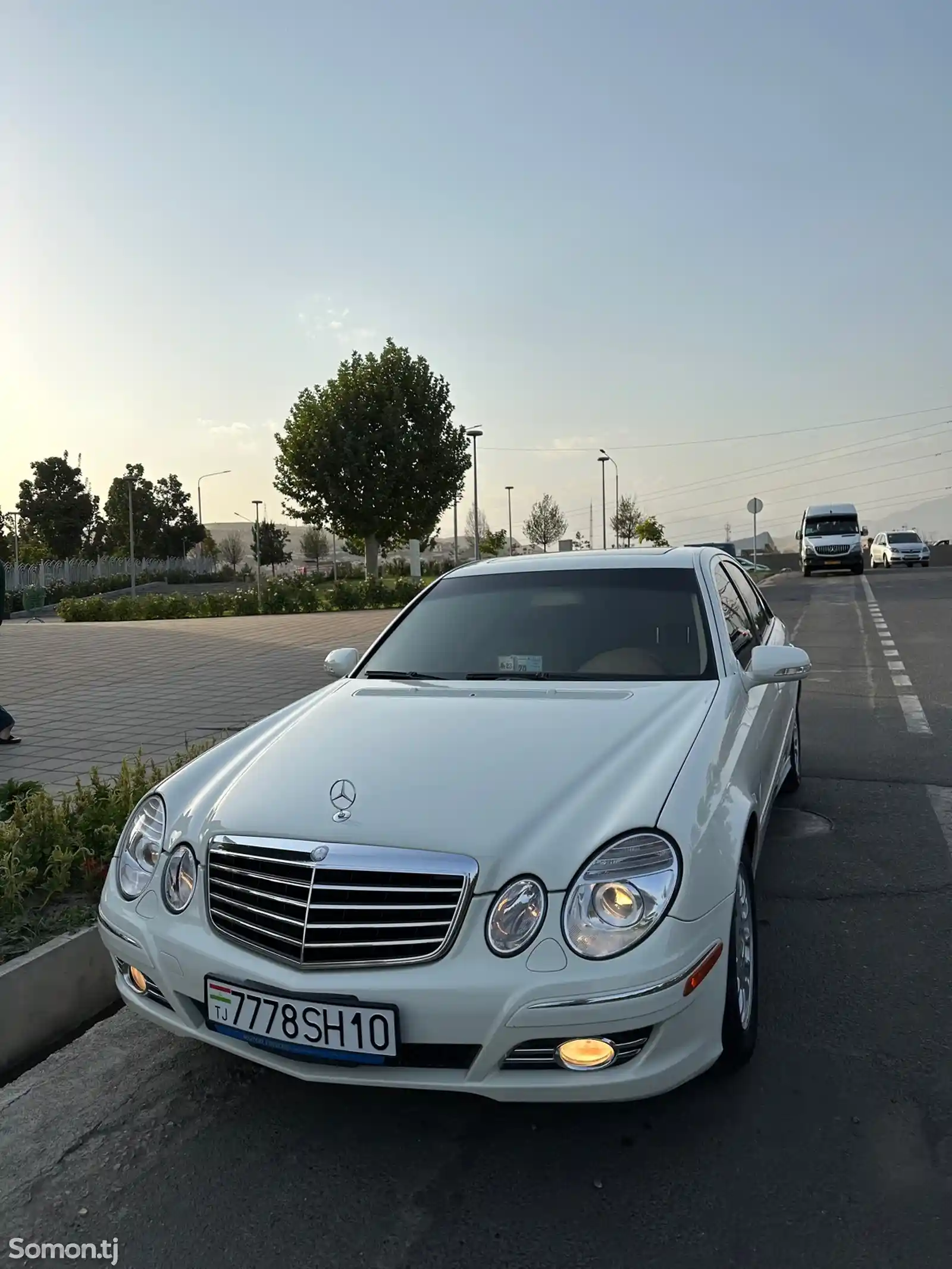 Mercedes-Benz E class, 2008-1