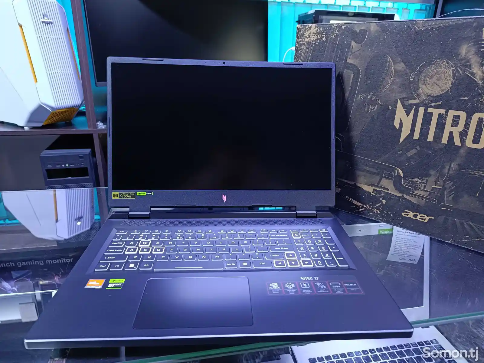 Игровой Ноутбук Acer Nitro 17 Ryzen 7 7840HS / RTX 4060 8GB / 16GB / 1TB SSD-4