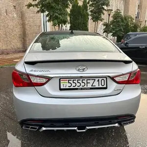 Hyundai Sonata, 2012