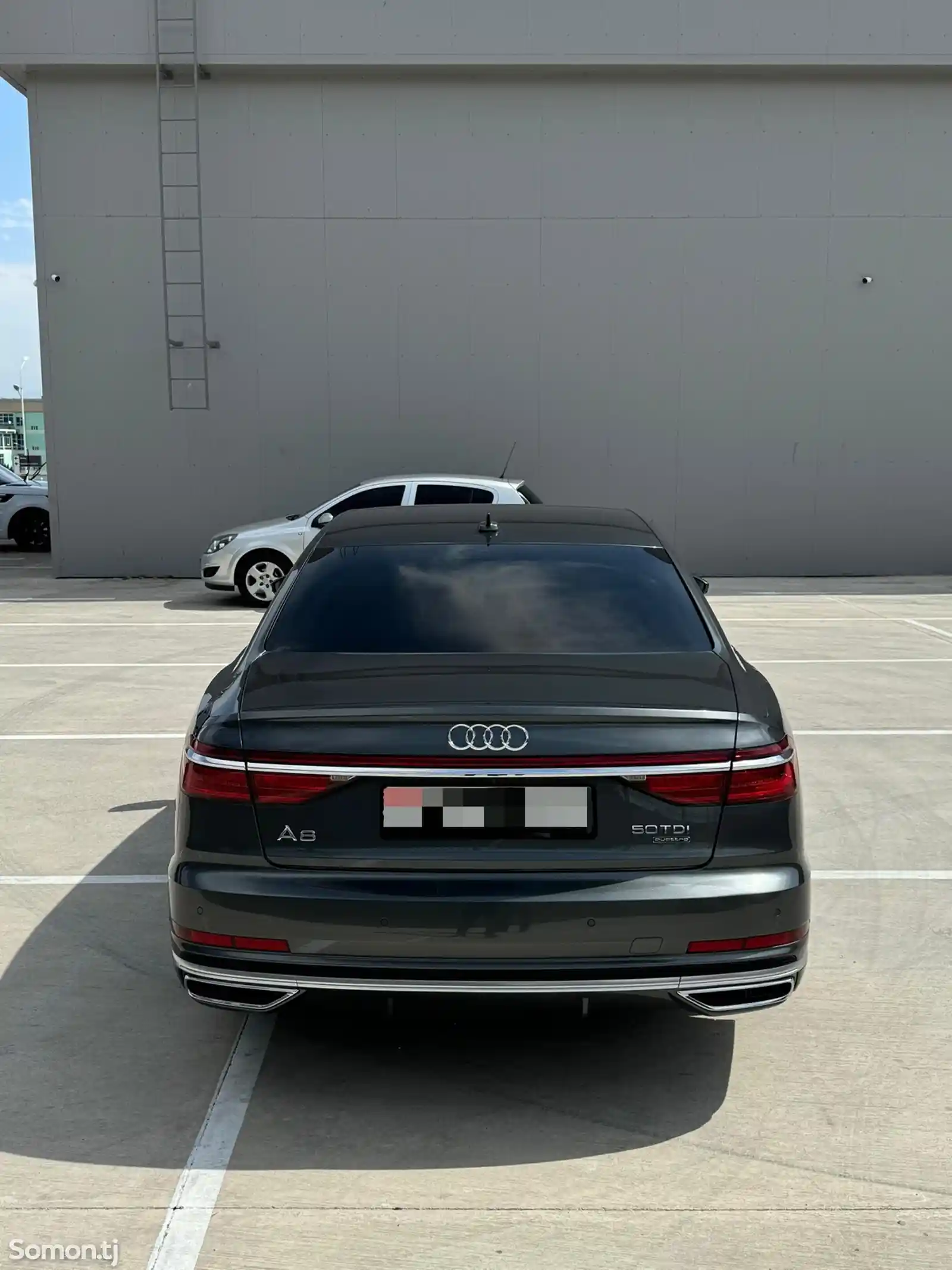 Audi A8, 2020-4