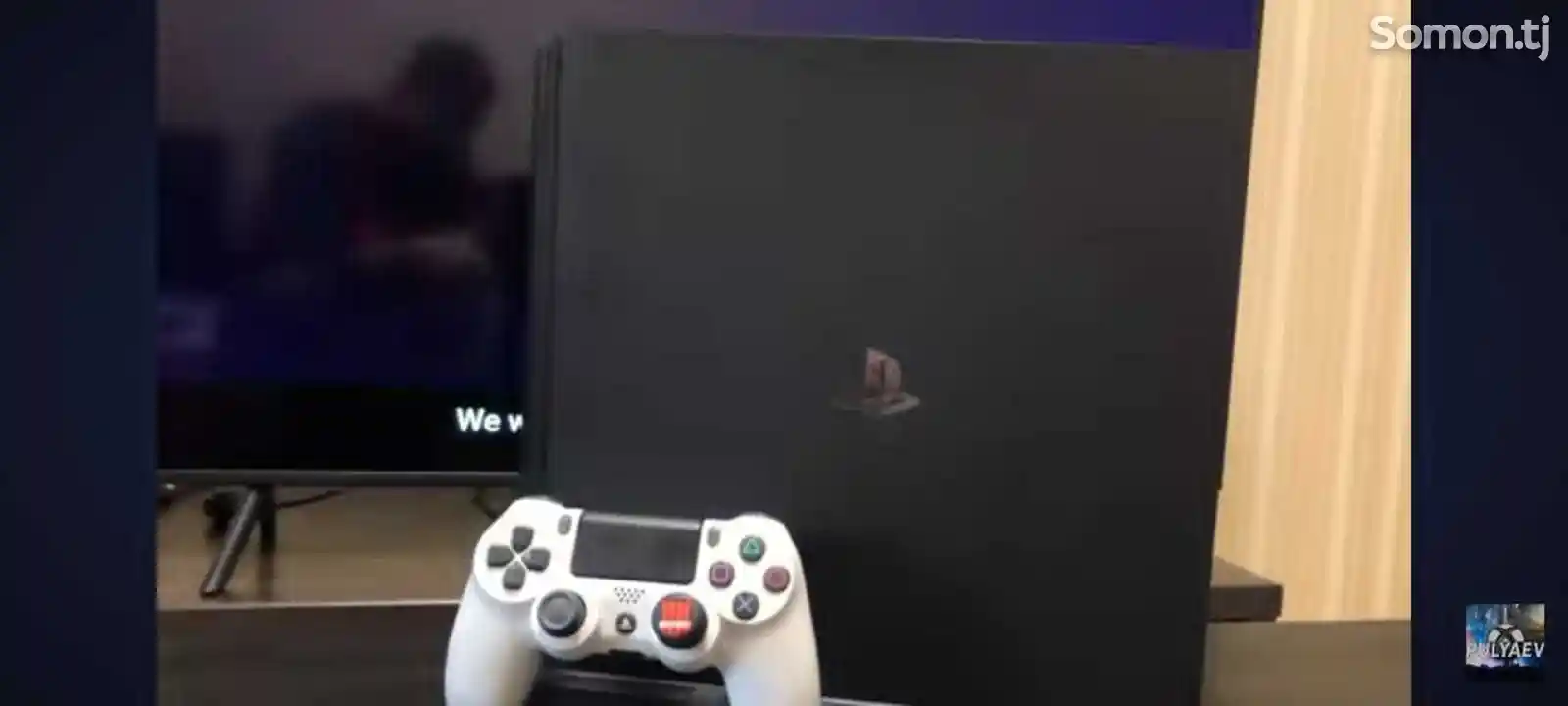 Игровая приставка Sony PlayStation 4 Pro-1
