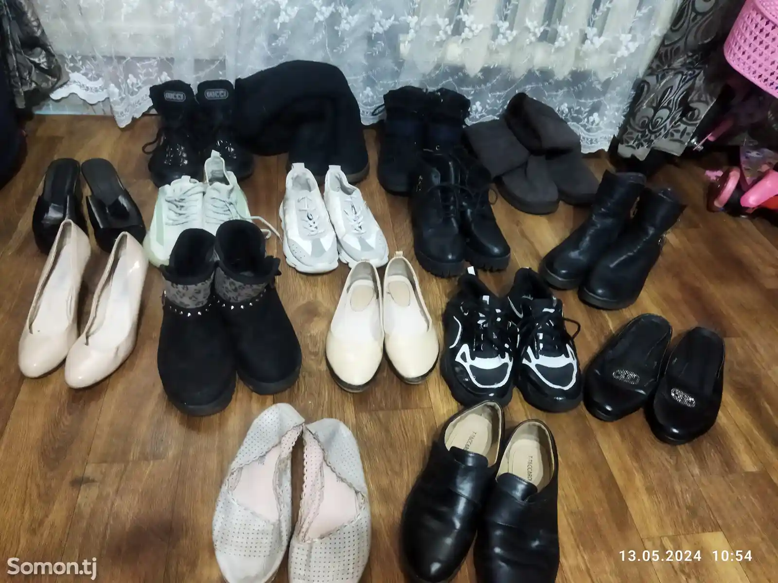 Комплект женской обуви-2