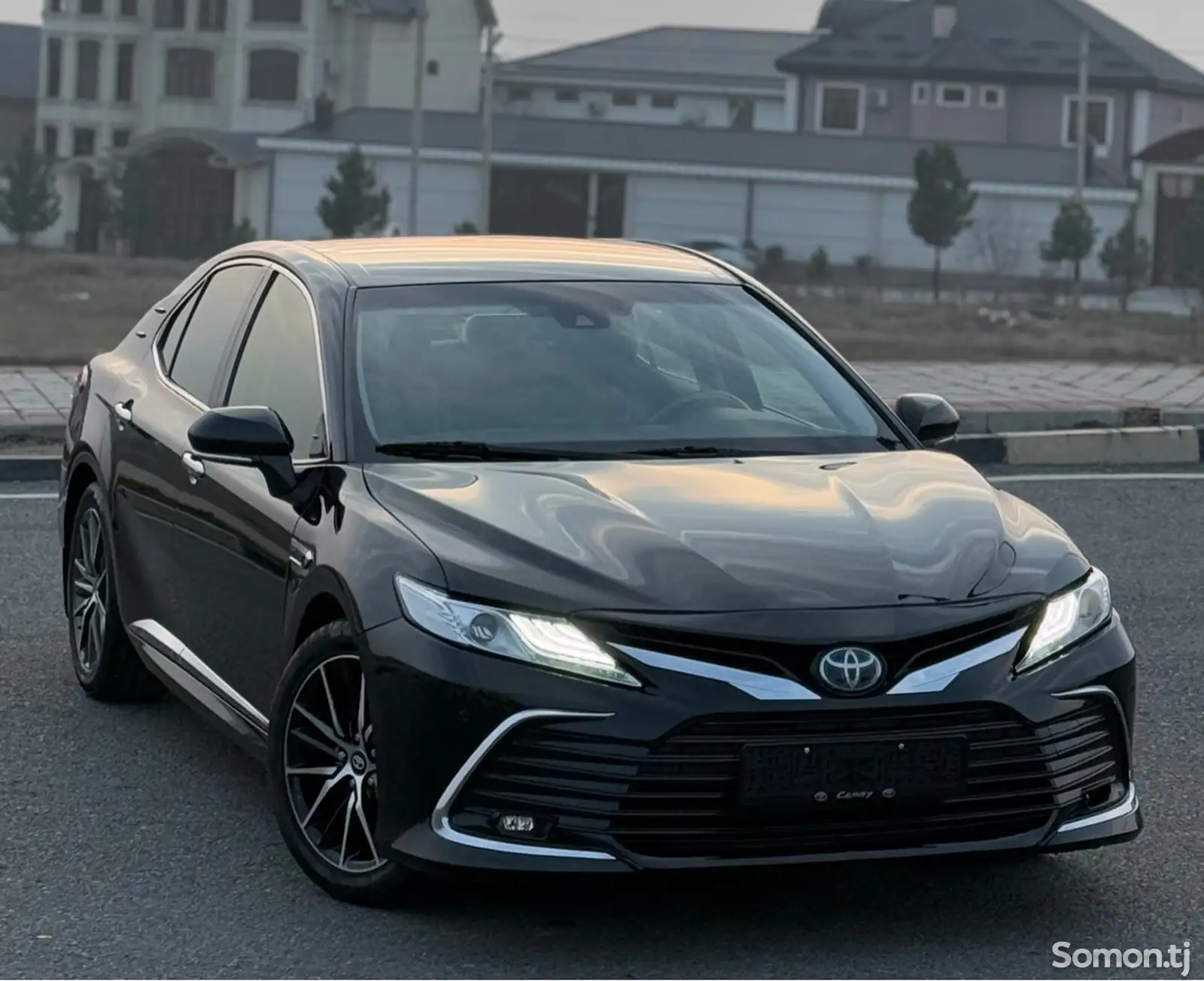 Toyota Camry, 2020-1