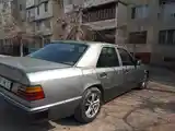 Mercedes-Benz W124, 1992-3