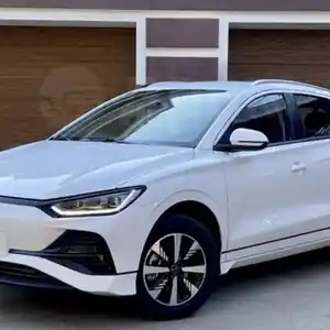 BYD E2, 2023