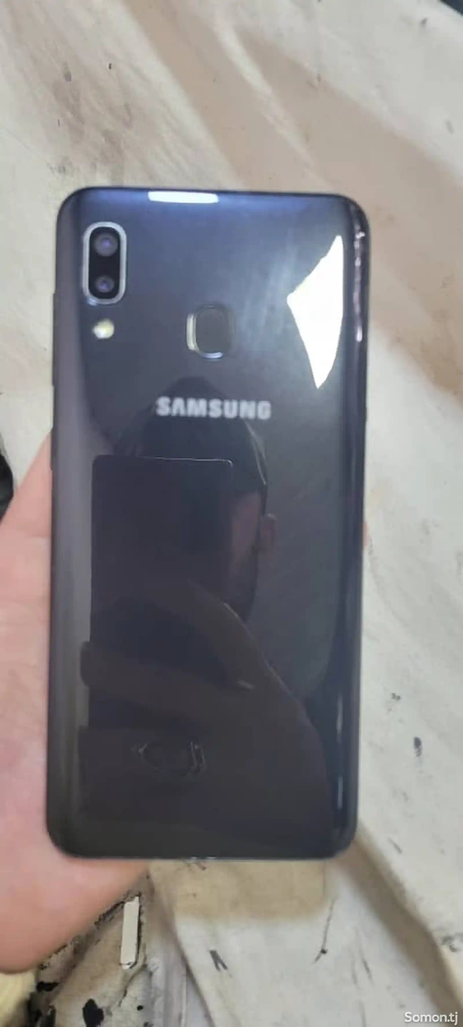 Samsung Galaxy A20-1