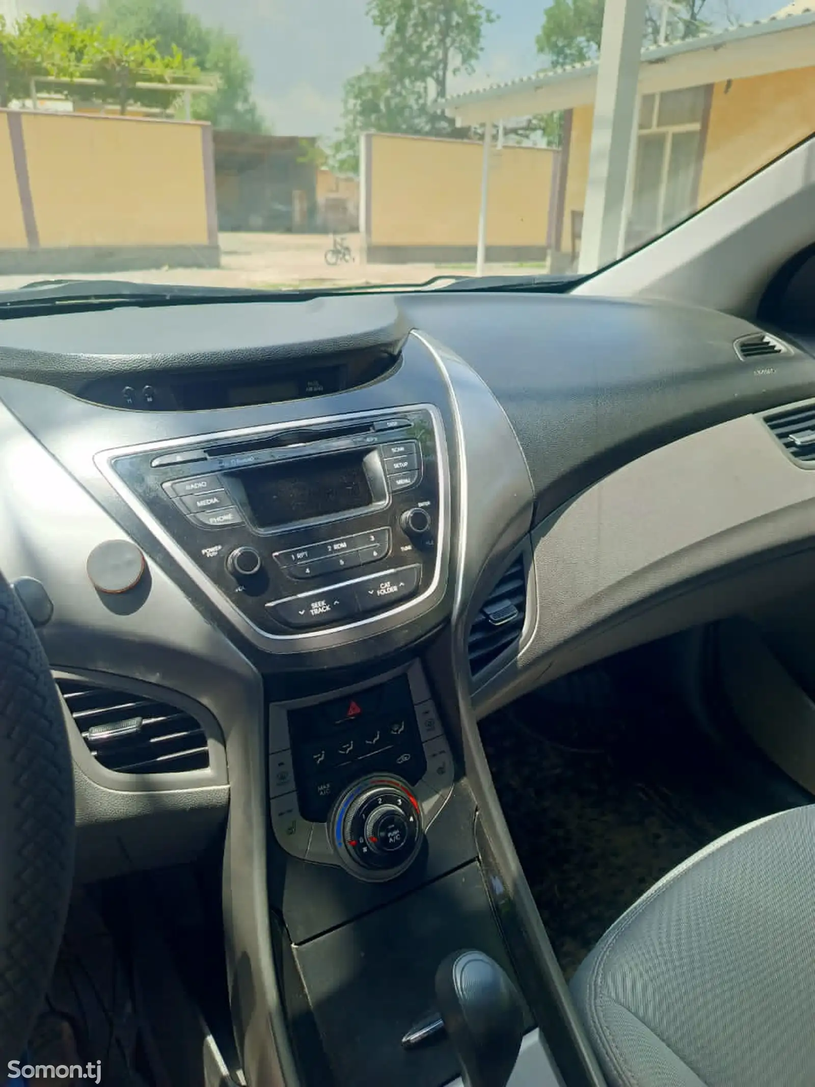 Hyundai Elantra, 2013-5