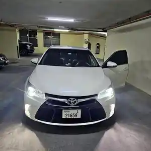 Toyota Camry, 2017