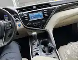 Toyota Camry, 2018-7