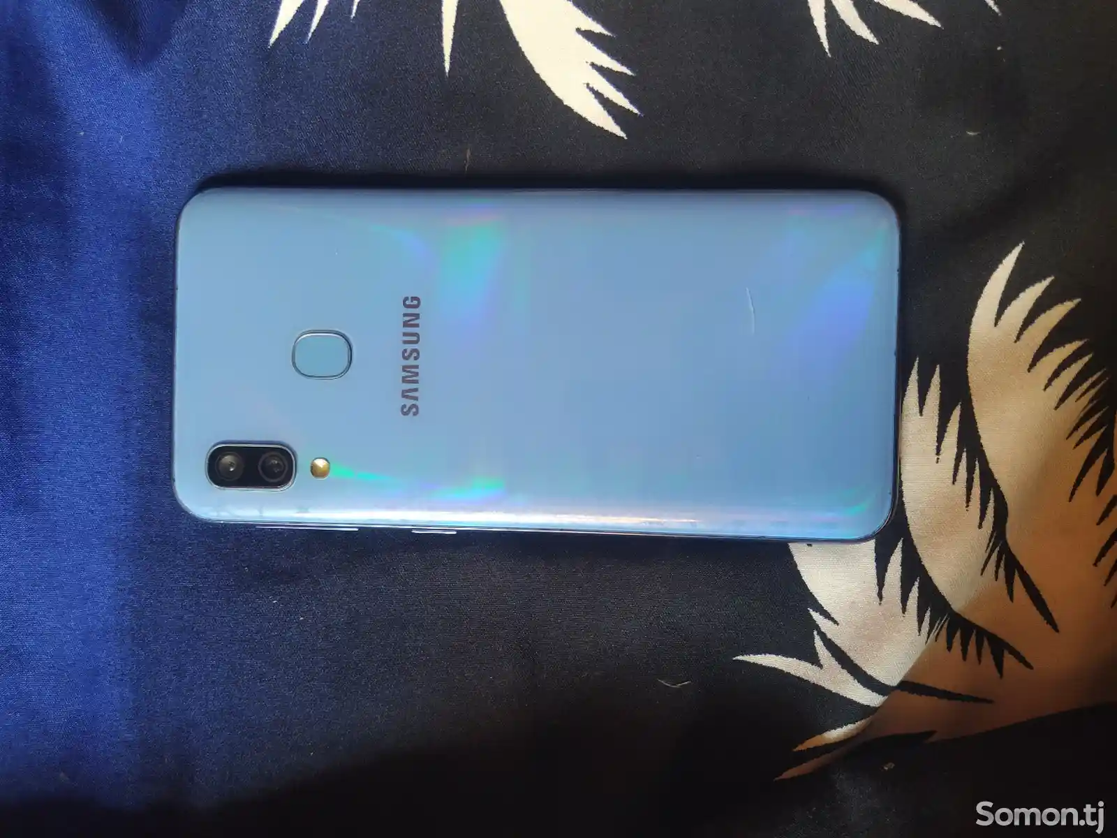 Samsung Galaxy A40 64Gb Duos-1